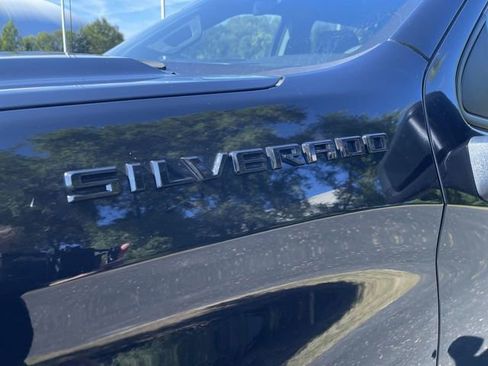 Used 2023 Chevrolet Silverado 1500 Custom w/ LPO, Dark Essentials Package image 31