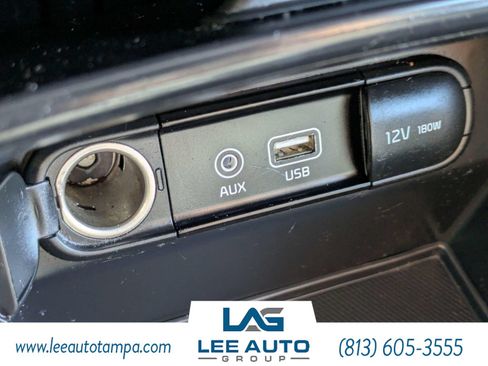 Used 2020 Kia Sorento LX FWD image 20
