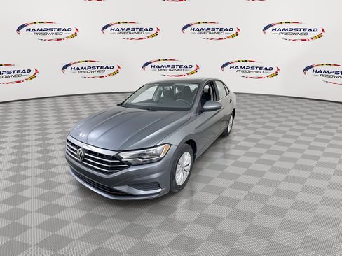 Used 2019 Volkswagen Jetta S w/ Driver Assistance Package FWD image 4