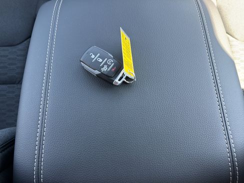New 2026 RAM 1500 Big Horn AWD/4WD image 15