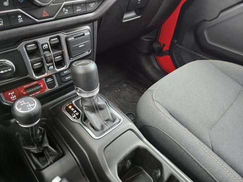 New 2026 Jeep Gladiator Sport AWD/4WD image 13