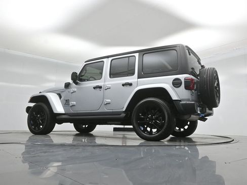 Used 2023 Jeep Wrangler Unlimited Sahara w/ Cold Weather Group image 50