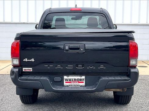 Used 2019 Toyota Tacoma SR AWD/4WD image 5