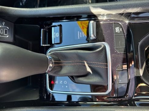 Certified 2022 Jeep Compass Limited image 28