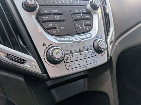 Used 2014 GMC Terrain SLT image 20