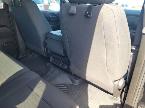 Used 2021 Chevrolet Silverado 1500 Custom Trail Boss image 24