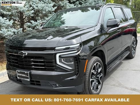 Used 2025 Chevrolet Suburban RST w/ Comfort Package AWD/4WD image 3