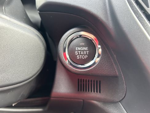 Used 2025 Subaru Forester Premium image 15