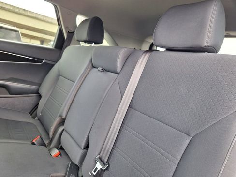 Used 2020 Kia Sorento L image 24