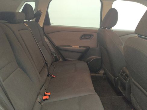 Used 2023 Nissan Rogue S AWD/4WD image 19