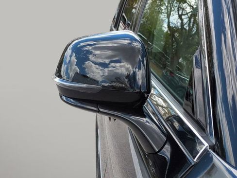 Used 2021 Lincoln Aviator 2WD image 17
