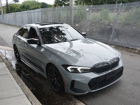 Used 2024 BMW M340i xDrive AWD/4WD image 4