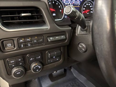 Used 2021 Chevrolet Tahoe Premier w/ Premium Package AWD/4WD image 37