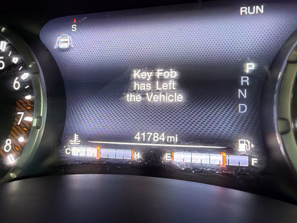 Used 2022 Jeep Renegade Trailhawk AWD/4WD image 7