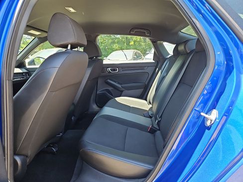 Used 2023 Honda Civic Sport image 12