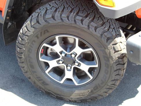 Used 2019 Jeep Wrangler Unlimited Rubicon w/ Steel Bumper Group AWD/4WD image 25