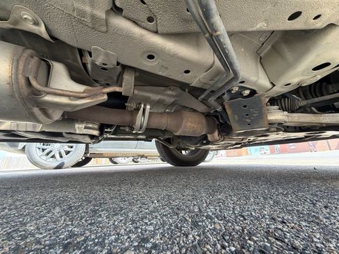 Used 2020 Nissan Pathfinder SL AWD/4WD image 26
