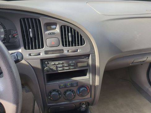 Used 2006 Hyundai Elantra GLS FWD image 19