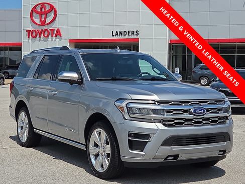 Used 2024 Ford Expedition Platinum AWD/4WD image 1
