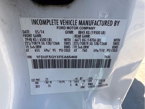 Used 2015 Ford F550 2WD Regular Cab Super Duty image 15