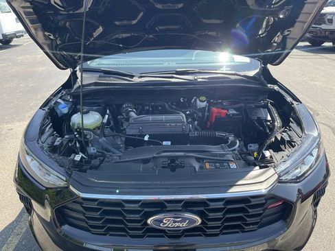 Used 2023 Ford Escape ST-Line w/ Tech Pack #1 AWD/4WD image 29
