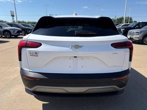 New 2026 Chevrolet Blazer EV LT AWD/4WD image 4