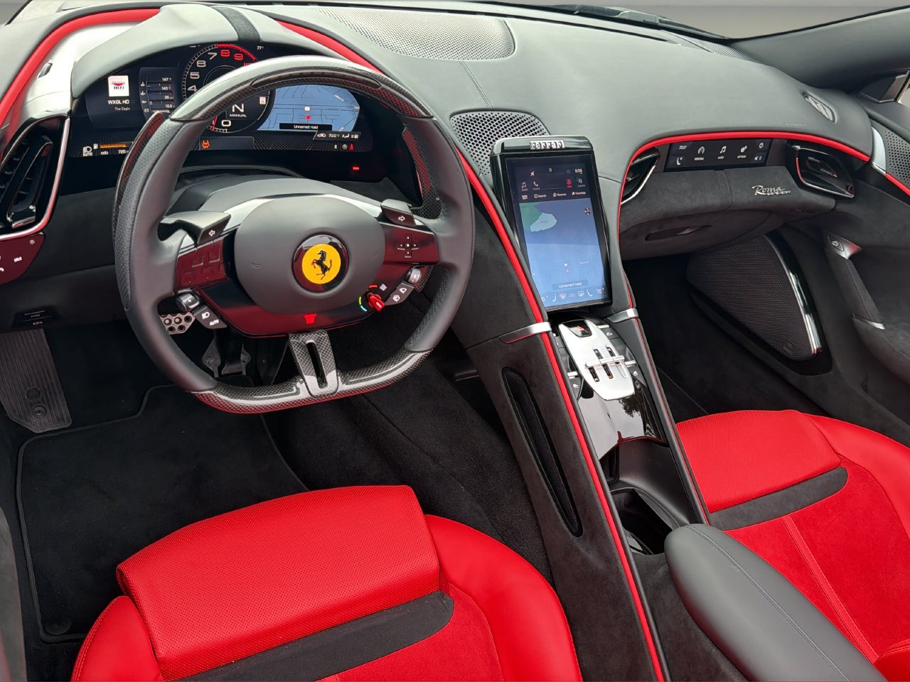 Used 2025 Ferrari Roma Spider RWD image 15