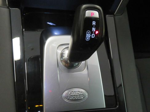 Used 2020 Land Rover Discovery Sport AWD/4WD image 43
