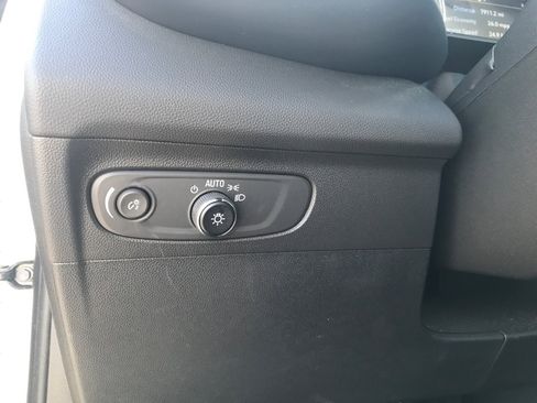 Certified 2023 Buick Envision Essence FWD image 14