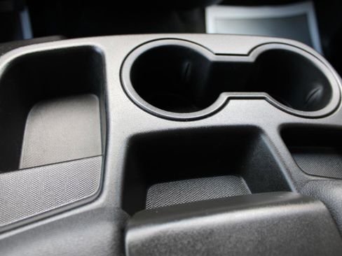 Used 2024 Chevrolet Silverado 1500 LT image 28