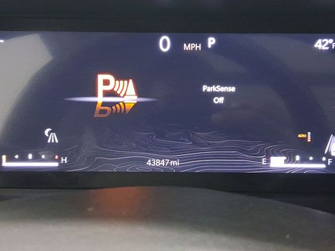 Used 2023 Jeep Grand Cherokee Overland w/ Adv Protech Group III image 20