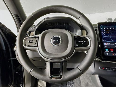 Certified 2025 Volvo XC90 B5 Core w/ Protection Package Premier image 11