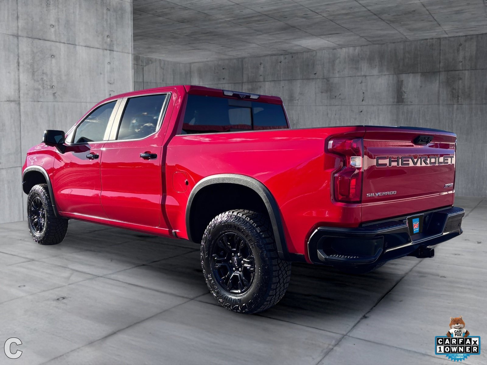 Used 2023 Chevrolet Silverado 1500 ZR2 w/ Technology Package AWD/4WD image 4