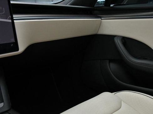 Used 2022 Tesla Model S Plaid AWD/4WD image 21