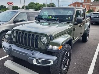Used 2022 Jeep Gladiator Sport AWD/4WD video 1
