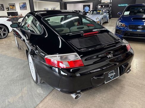 Used 2004 Porsche 911 Carrera image 7