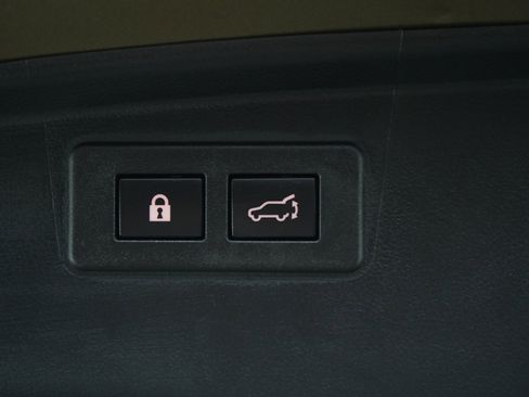 Used 2023 Subaru Outback Onyx Edition image 16