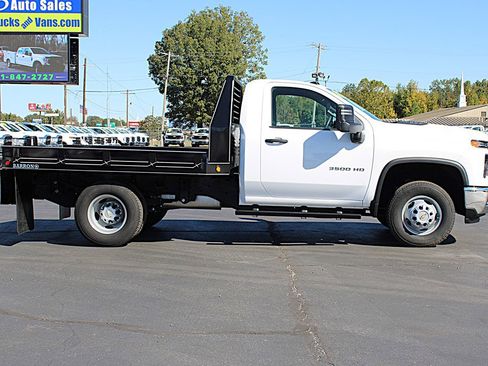 Used 2024 Chevrolet Silverado 3500 W/T w/ Snow Plow Prep Package image 7