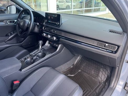 Used 2023 Honda Civic Sport image 20