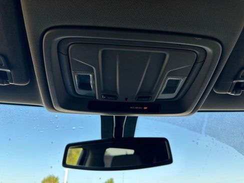 Used 2021 Chevrolet Silverado 2500 Custom w/ Custom Convenience Package image 31