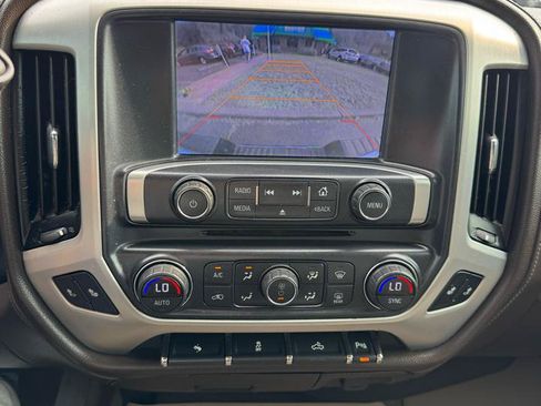 Used 2015 GMC Sierra 1500 SLT w/ SLT Preferred Package AWD/4WD image 20