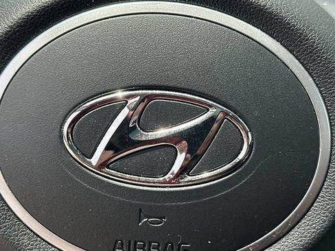 Used 2022 Hyundai Tucson Limited w/ Cargo Package FWD image 28