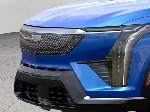 New 2026 Cadillac Optiq Luxury 1 image 13