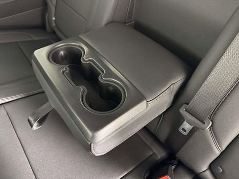 Used 2025 Chevrolet Silverado 1500 LT Trail Boss w/ Convenience Package II image 33