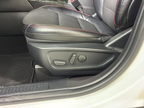 Used 2024 Ford Escape ST-Line w/ Equipment Group 301A FWD image 14