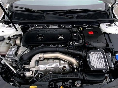 Certified 2024 Mercedes-Benz CLA 250 4MATIC image 26