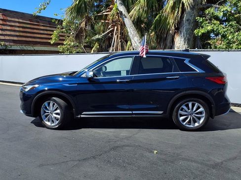 Used 2021 INFINITI QX50 Luxe w/ Accent Package FWD image 3