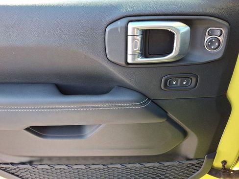 Used 2023 Jeep Wrangler Sahara w/ Cold Weather Group image 12