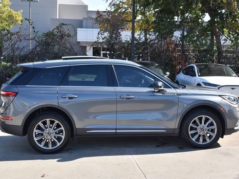 Certified 2022 Lincoln Corsair AWD w/ Premium Package image 6