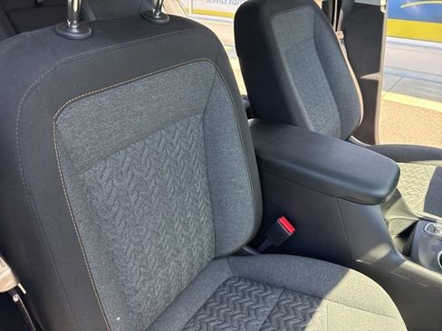 Used 2024 Chevrolet Equinox LT FWD image 26